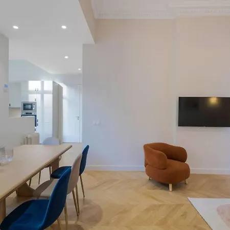 6pers#2bedrooms#victor Hugo#arc De Triomphe Apartamento